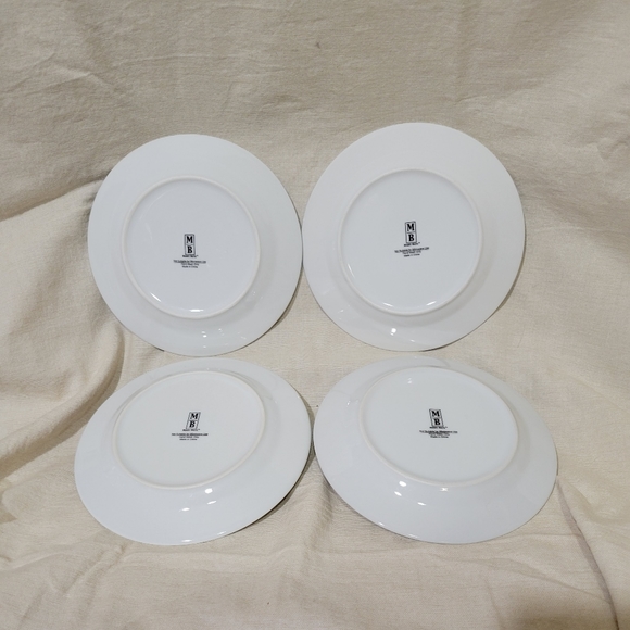 Merry Brite Christmas Set of 4 SALAD Plates MB - Picture 7 of 7